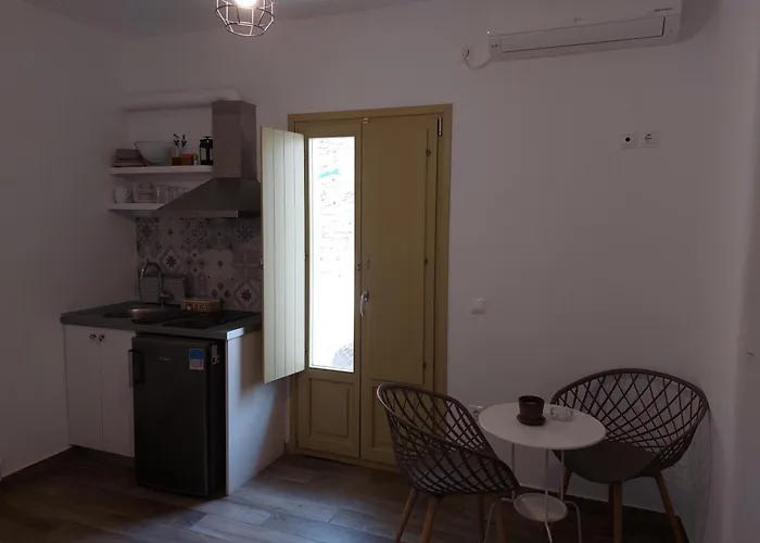 Diasino Apartments And Car Rental