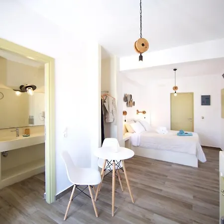 Diasino Apartments And Car Rental Katápola Extérieur photo