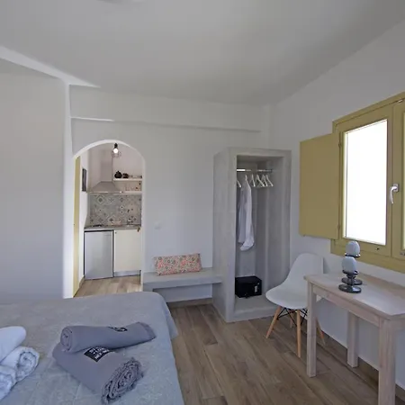 Diasino Apartments And Car Rental Katápola Extérieur photo